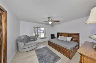 1902 Sweet Bay Ct, Plant City, FL 33566 - Photo 32
