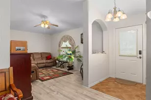 2104 Linwood Ave, Spring Hill, FL 34608 - Photo 12