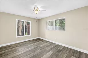 905 Serpentine Dr S, Saint Petersburg, FL 33705 - Photo 40