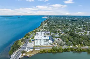 1020 Sunset Point Rd, Clearwater, FL 33755 - Photo 30