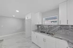 8721 N River Forest Circle, Tampa, FL 33604 - Photo 20