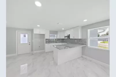 8721 N River Forest Circle, Tampa, FL 33604 - Photo 12