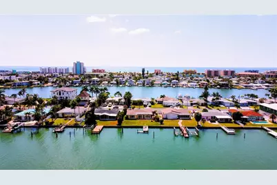 11325 4th Street E, Treasure Island, FL 33706 - Photo 18