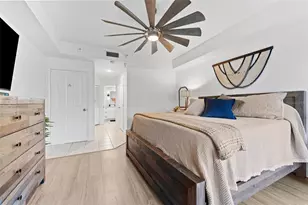 4750 Dolphin Cay Ln S, Saint Petersburg, FL 33711 - Photo 18