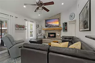 808 Rustic Oaks Dr, Palm Harbor, FL 34684 - Photo 12