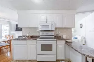 5412 Amanda St, Zephyrhills, FL 33542 - Photo 14