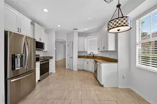 2206 Preservation Dr, Plant City, FL 33566 - Photo 8