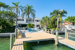 746 Boca Ciega Isle Dr, Saint Pete Beach, FL 33706 - Photo 18