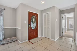 3903 Dunaire Dr, Valrico, FL 33596 - Photo 16