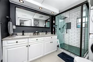 4150 40th St N, Saint Petersburg, FL 33714 - Photo 4