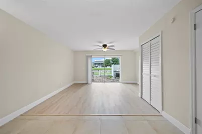 13713 Juniper Blossom Drive, Tampa, FL 33618 - Photo 4