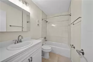 13713 Juniper Blossom Dr, Tampa, FL 33618 - Photo 14