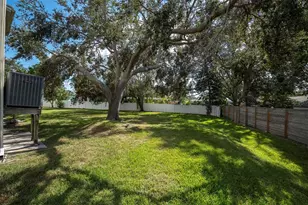 534 Walden Ct, Dunedin, FL 34698 - Photo 38