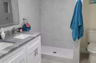 828 Blue Heron Blvd, Ruskin, FL 33570 - Photo 16