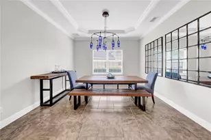 10011 Hazelnut Ct, Tampa, FL 33647 - Photo 6