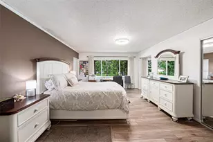 9521 86th Ave, Seminole, FL 33777 - Photo 14