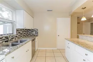 1283 Palm St, Clearwater, FL 33755 - Photo 8