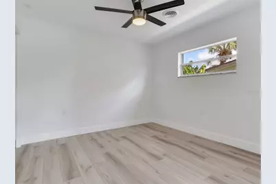 10120 Paradise Boulevard, Treasure Island, FL 33706 - Photo 32