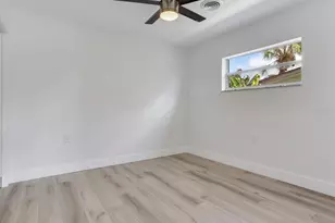 10120 Paradise Blvd, Treasure Island, FL 33706 - Photo 32