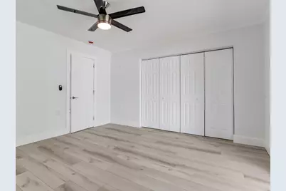 10120 Paradise Boulevard, Treasure Island, FL 33706 - Photo 36