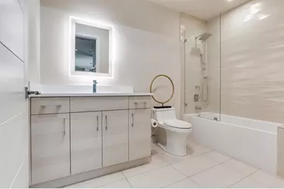 5131 W Neptune Way, Tampa, FL 33609 - Photo 34