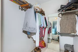 4550 Cove Cir, Saint Petersburg, FL 33708 - Photo 22