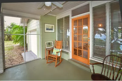 160 Bayshore Drive, Terra Ceia, FL 34250 - Photo 10