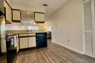 6440 Spring Flower Dr, New Port Richey, FL 34653 - Photo 10