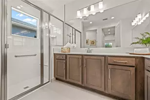 32565 Veneto Pl, Wesley Chapel, FL 33543 - Photo 22