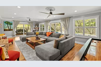 1511 S Sheridan Forest Drive, Tampa, FL 33629 - Photo 8