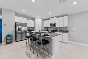 6494 Beverly Hls Dr, Zephyrhills, FL 33541 - Photo 6