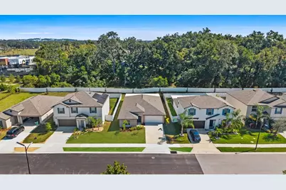 6494 Beverly Hills Drive, Zephyrhills, FL 33541 - Photo 32