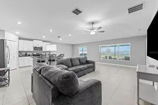 6494 Beverly Hls Dr, Zephyrhills, FL 33541 - Photo 12