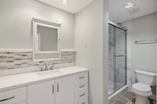 325 Boca Ciega Point Blvd, Saint Petersburg, FL 33708 - Photo 22