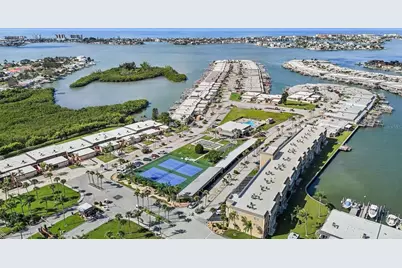 325 Boca Ciega Point Boulevard, Saint Petersburg, FL 33708 - Photo 4