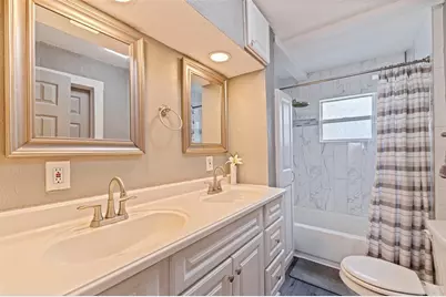 2031 44th Avenue N, Saint Petersburg, FL 33714 - Photo 12