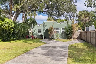 2031 44th Avenue N, Saint Petersburg, FL 33714 - Photo 2