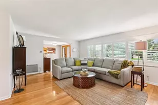 2353 Demaret Dr, Dunedin, FL 34698 - Photo 6