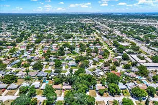 6490 34th Ave N, Saint Petersburg, FL 33710 - Photo 18