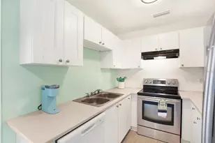 6490 34th Ave N, Saint Petersburg, FL 33710 - Photo 6
