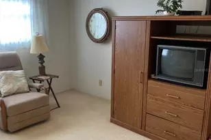 8174 N Terrace Garden Dr N, Saint Petersburg, FL 33709 - Photo 22