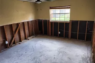 200 Country Club Dr, Largo, FL 33771 - Photo 8