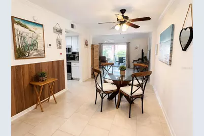 3735 42nd Way S #E, Saint Petersburg, FL 33711 - Photo 4