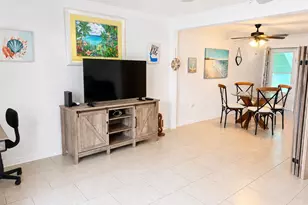3735 42nd Way S, Saint Petersburg, FL 33711 - Photo 6