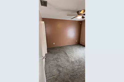 7309 Eleanor Circle #7309, Sarasota, FL 34243 - Photo 2