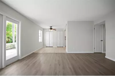 247 Pompano Drive SE #B, Saint Petersburg, FL 33705 - Photo 12