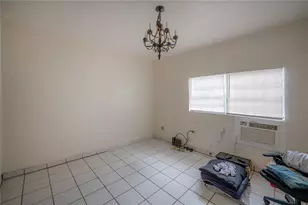8312 N 11th St, Tampa, FL 33604 - Photo 12