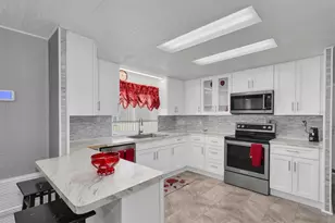 347 Canal Way, Oldsmar, FL 34677 - Photo 10