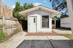 1013 Oakhill St, Seffner, FL 33584 - Photo 44