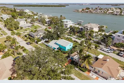 829 Narcissus Avenue, Clearwater Beach, FL 33767 - Photo 48